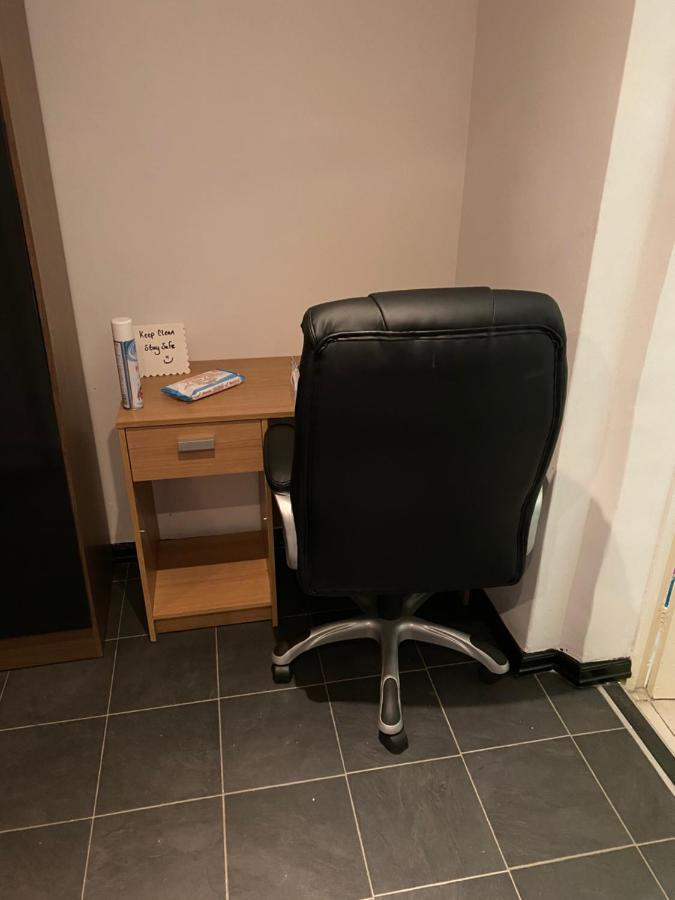 Comfort Studio Лондон Екстериор снимка