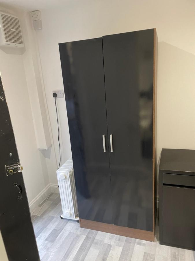 Comfort Studio Лондон Екстериор снимка