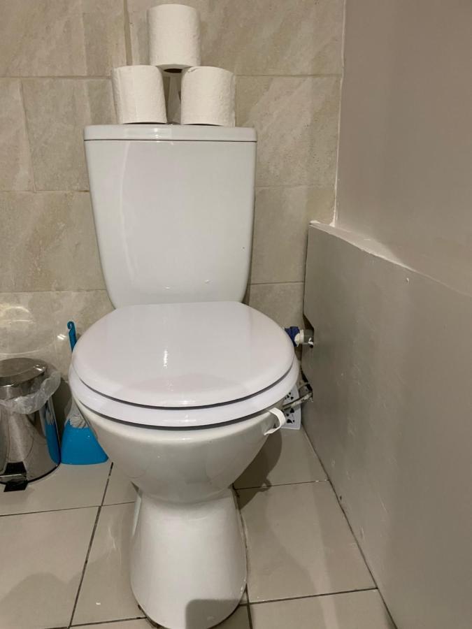 Comfort Studio Лондон Екстериор снимка